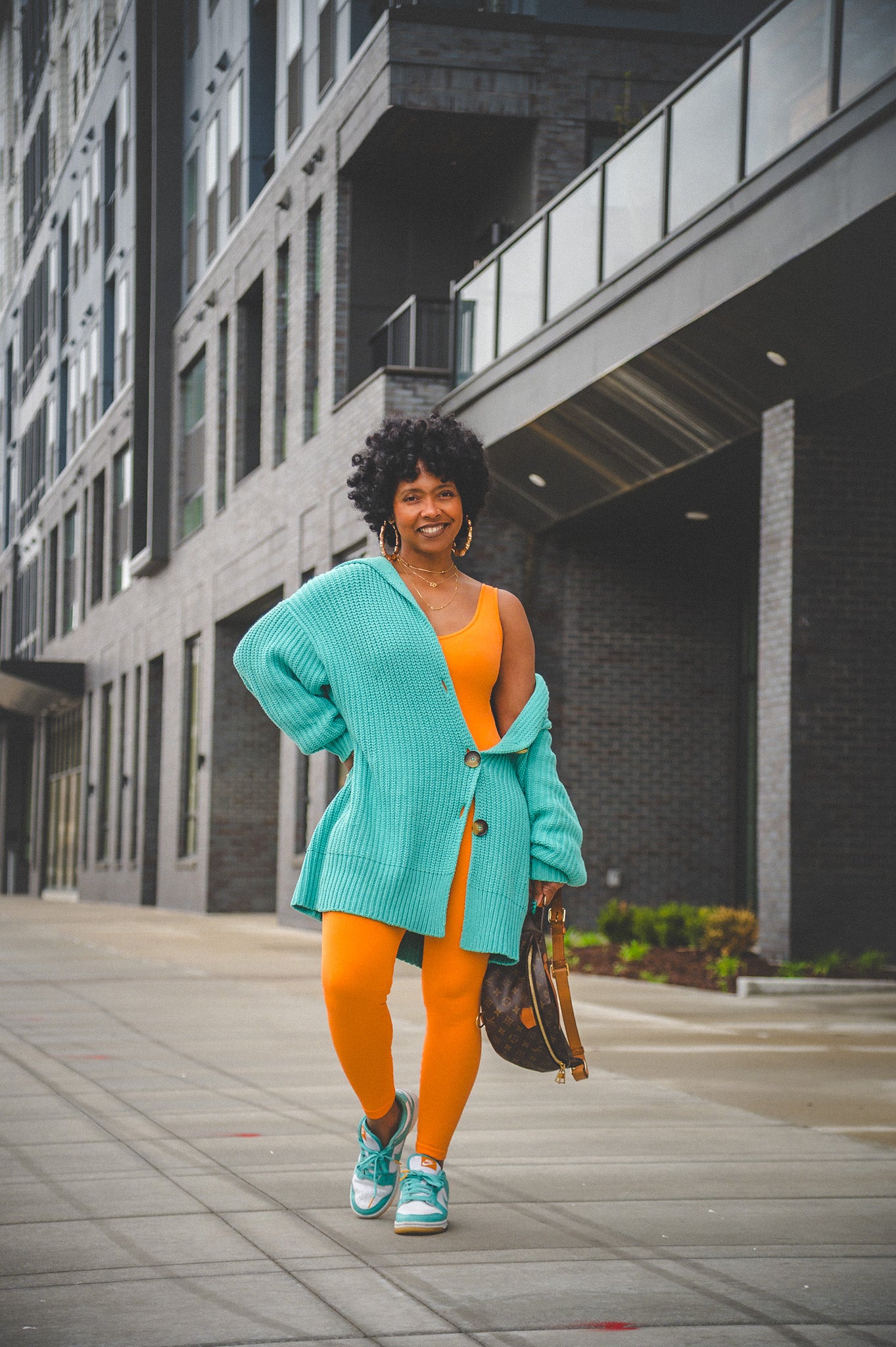 RIBBED ORANGE V-NECK SLEEVELESS JUMPSUIT