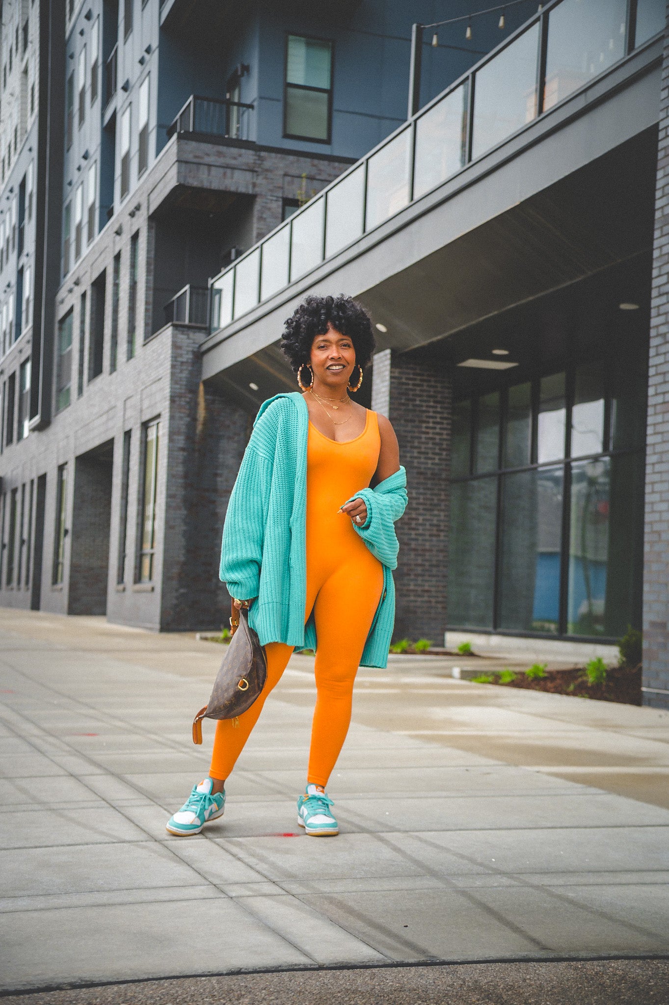 RIBBED ORANGE V-NECK SLEEVELESS JUMPSUIT