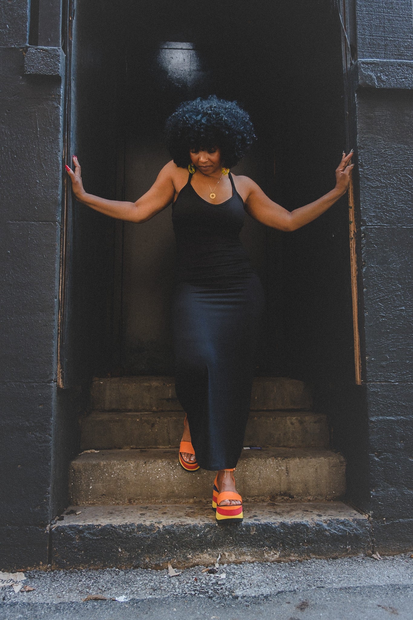 Basics - BLACK DRESS