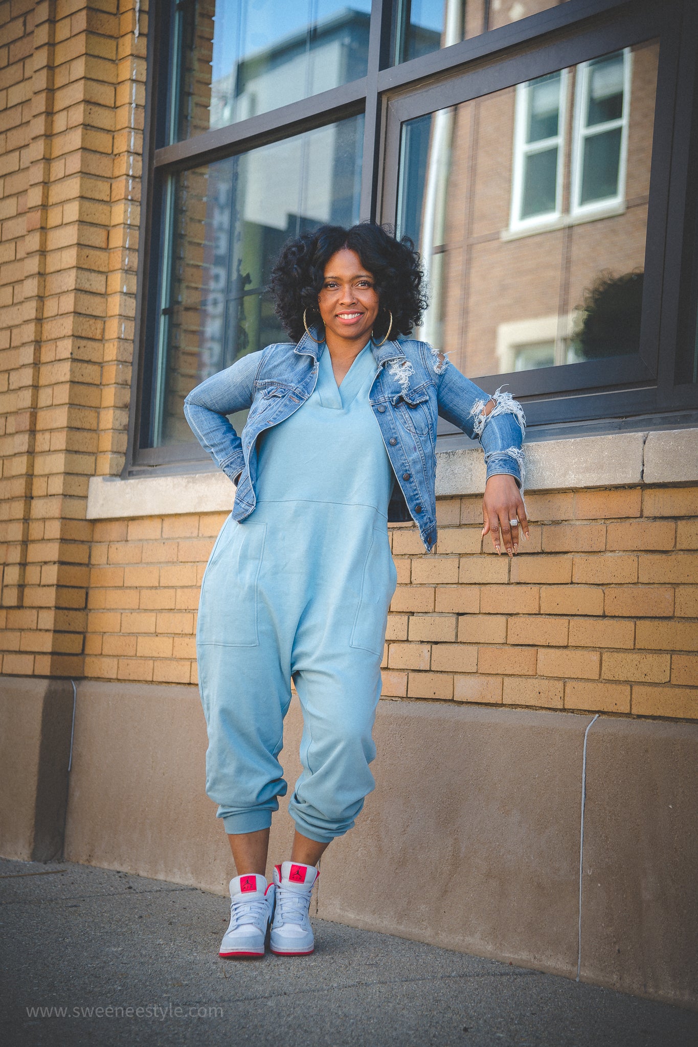 4 COLORS -  SLEEVELESS JUMPSUIT - SMALL-XL Available